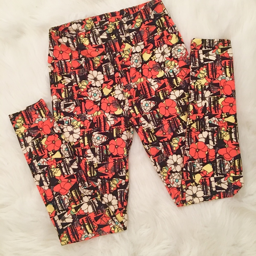 Lularoe Women’s One Size Orange Floral Leggings